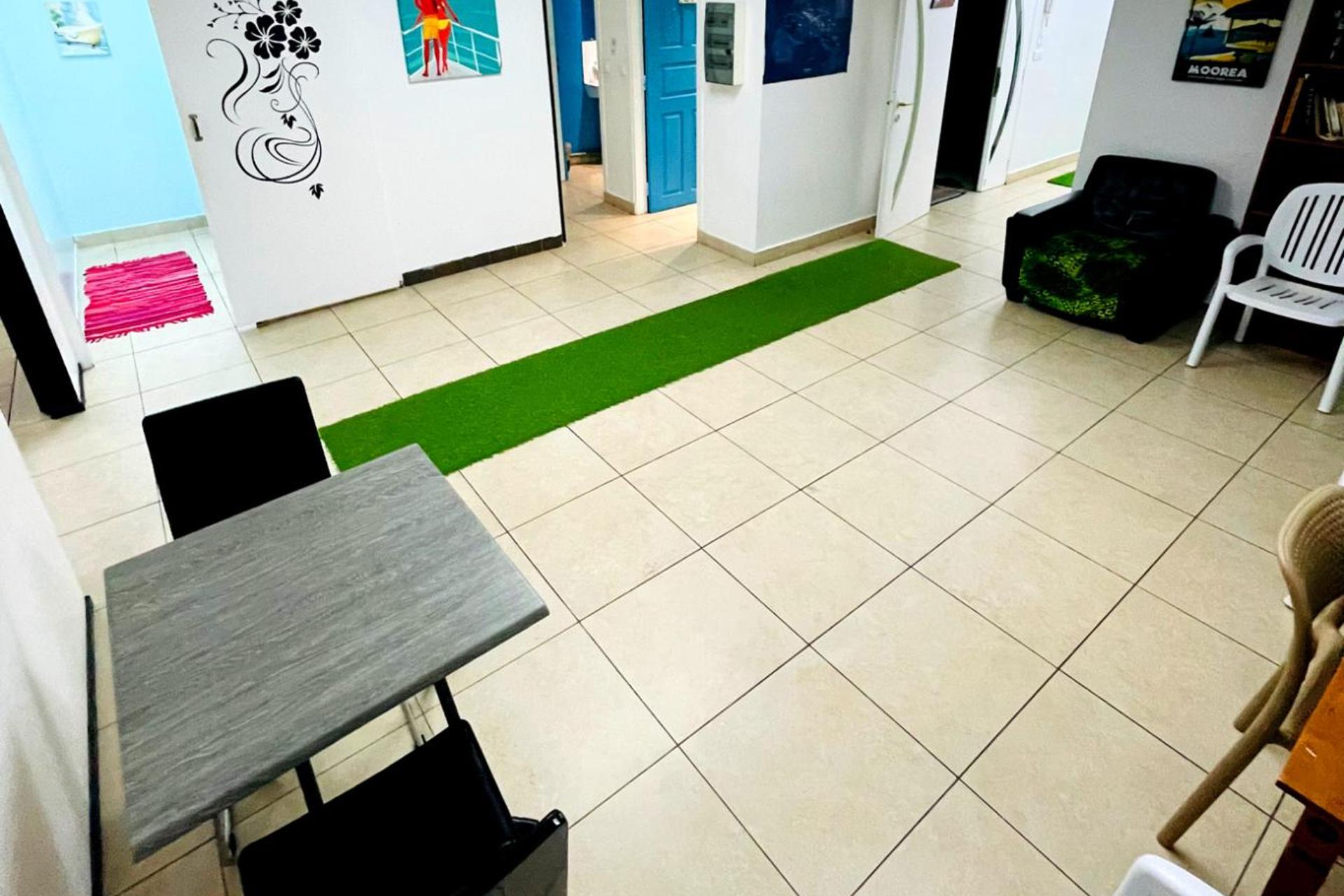 Mahana Lodge Hostel & Backpacker